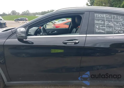 2018 Mercedes-Benz Gla 250 4Matic z USA, uszkodzony, nr VIN WDCTG4GB1JJ430021